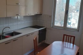 Jepet  apartament  me qera 2+1Bulevardi Bajram Cur, Miete