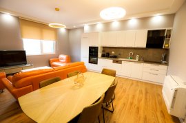 SUPER APARTAMENT 2+1 ME QIRA NE QENDER, PRANE &quo, Ενοικίαση