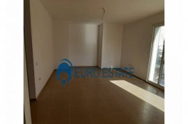 Tirane, shes apartament 2+1, 108 m², Laprake, Venta