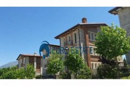 Tirane, shes Vile 4 Kateshe 346 m² (SECRET GARDEN), Venta