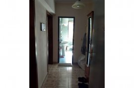 Shitet Apartament 1+1, Tek Xhamlliku., Venta