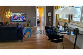 Tirane, shes apartament 2+1, 127 m², Ish Ekspozita, Πώληση