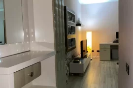 Apartament 2+1 me qira , Bérlés