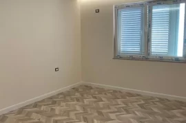 Shitet super Apartament 3+1 ... me Hipoteke..!!, Vente