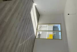 Shitet apartament 2+1 te ish-Fusha e Aviacionit !, Venta