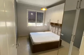 Jepet me Super Apartament 2+1 te qsut !, Bérlés