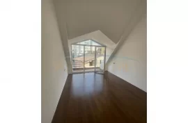 Shitet, Apartament 2+1, Fresku, Tiranë., Vente