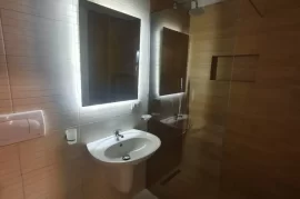 Apartament 2+1 me qira prane 21 Dhjetorit, Ενοικίαση