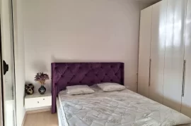 Qera, Apartament 1+1, Yzberisht ,380 Euro/Muaj, Huren