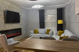 Qera, Apartament 2+1, Siri Kodra, 550 Euro, Miete