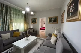 Shitet, Apartament 3+1, Bulevardi Zogu I Pare , 20, Shitje