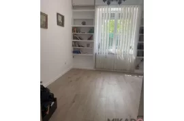 Jepet me Qira Apartament 2+1 tek Stadiumi Dinamo!, Affitto