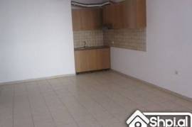 Apartament 3+1 per shitje te Selvia