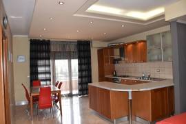 Apartament 2+1, Qera