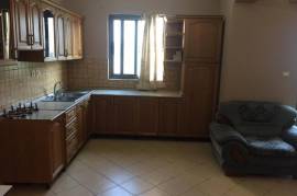 Apartament me qera te Vasil Shanto, Ενοικίαση