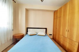 Apartament 1+1 Tek Ish Ekspozita (1 Min. Blloku) , Ενοικίαση