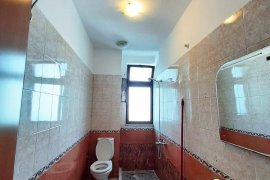 Apartament 1+1 Tek Ish Ekspozita (1 Min. Blloku) , Ενοικίαση