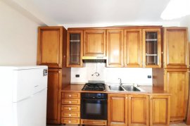 Apartament 1+1 Tek Ish Ekspozita (1 Min. Blloku) , Qera