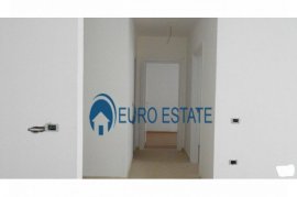 Tirane, shes apartament 2+1+A+BLK Kati 5, 110 m² , Shitje