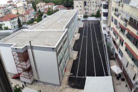 1+1 (74 m2) ne QENDER** | Pallat i Ri, Ashensor , Affitto