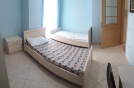 2 + 1 (100 m2) ne Yzberisht | Pallat i Ri , Qera