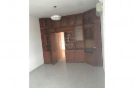 Shitet apartament 2+1, tek Rruga Mine Peza. , Sale