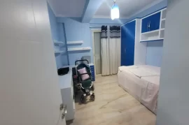 Shitet Apartament 3+1, Πώληση