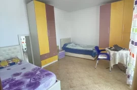 Apartament 2+1 në shitje tek "Komuna e Parisi, Verkauf