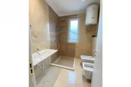  Shitet, Apartament 3+1, Yzberisht, Tiranë., Vente