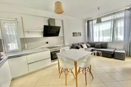 APARTAMENT 2+1 me QIRA DITORE tek 