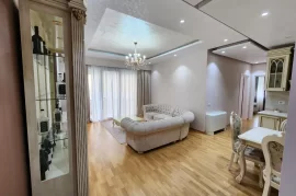 JEPET ME QERA MBI KOPSHTIN BOTANIK…APARTAMENT 2+1, Ενοικίαση