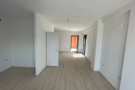 Apartament 2+1 per shitje prane 21-Dhjetorit, Verkauf