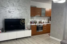 Qera, Apartament 1+1, Rr Kosovareve, 700 Euro, Affitto