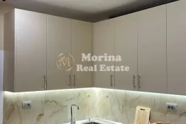 Qera, Apartament 2+1, Komuna Parisit, 900 Euro, Bérlés