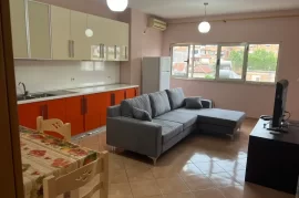 Qera, Apartament 1+1+Blk, Rruga Bardhyl, 400 Euro, Ενοικίαση