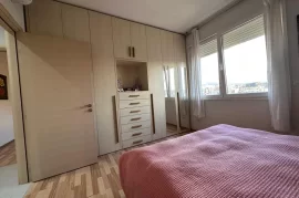 Shitet Apartament , Eladás