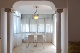 JEPET ME QERA: APARTAMENT 2+1 /Rruga Kavajës , Ενοικίαση