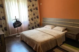 SHITET MBRAPA KOPSHTIT BOTANIK…APARTAMENT 2+1, Vente