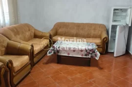 Qera, Apartament 1+1, Rruga Jordan Misja, 300 Euro, Qera