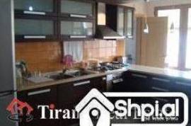 Tirane, shesim Apartament  5+1 ne Rr. Myslym Shyri