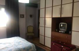 Jepet me qera apartament 1+1, Ενοικίαση