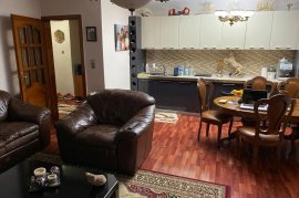 Apartament 2+1 per shitje prane Qendres se Tiranes, Sale