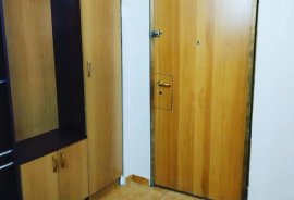 Jepet me qera apartament 1+1 Rruga Abdyl Frasheri , Alquiler