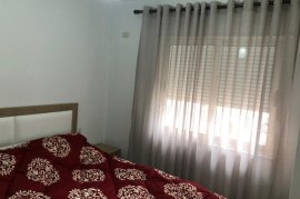 APARTAMENT 1+1 ME QIRA, TRENI , Qera