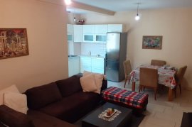 APARTAMENT 1+1 PER SHITJE ,KODRA E DIELLIT , Venta