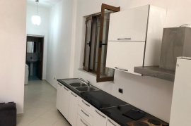 Jepet me qera apartament 1+1 Liqeni i Thate , Affitto