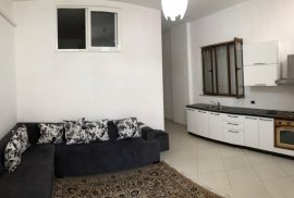 Jepet me qera apartament 1+1 Liqeni i Thate , Affitto