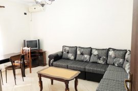 Tek Rruga E Barrikadave - Apartament 2+1 , Alquiler