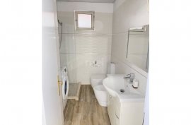 Jepet Me Qira Apartament 2+1 Tek RR. Elbasanit, Ενοικίαση