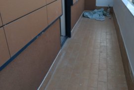 SHITET APARTAMENT 3+1 .. RR. BARIKADAVE, Shitje